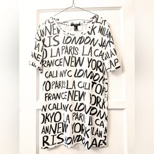 Forever 21 Paris NY London B & W T-shirt top graphic oversized cities print sz L
